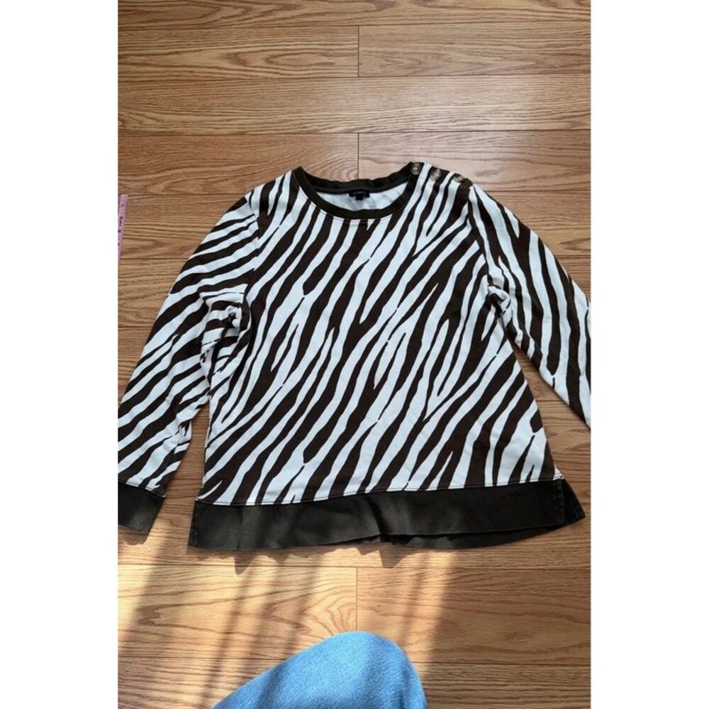 women’s talbots brown zebra print terry sweatshirt with buttons on shoulder